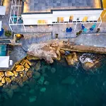 Amore Rentals - Villa Del Maggiore